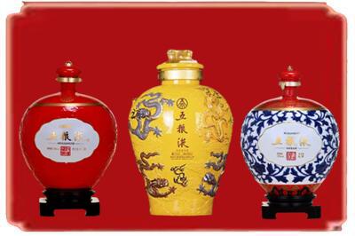 孝感大悟县烟酒回收五粮液各种摆件.jpg